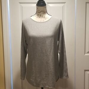 NWT Woman's Michael Kors top....size small..